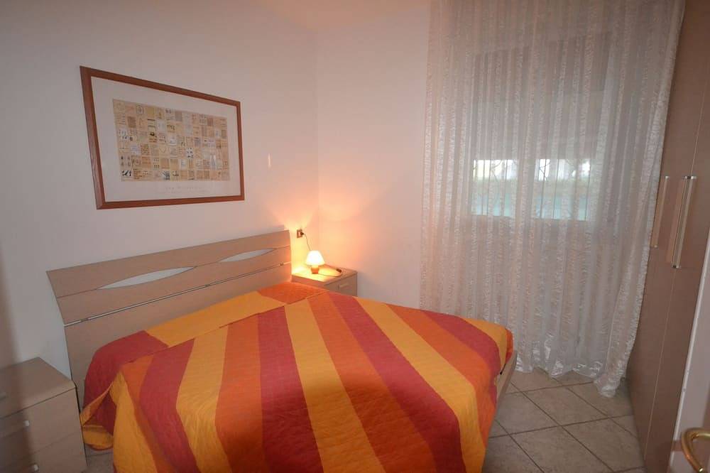 Große Villa mit 4 Schlafzimmer, zwei Badezimmer und einen großen Garten in Comacchio, Ferrara Provinz