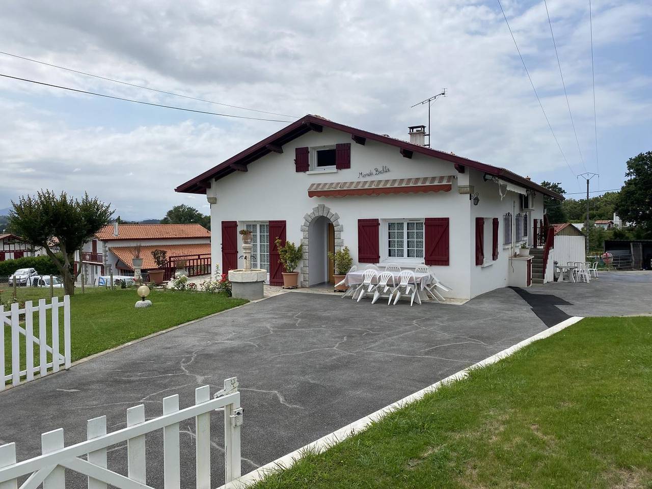 Mendi Bichta in Halsou, Bayonne region