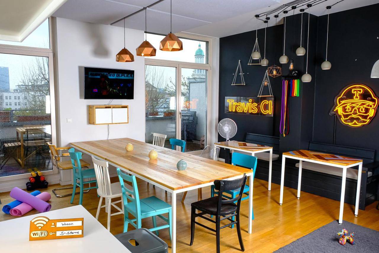 Geheel appartement, Berlin Roof&Chill Loft I Overthetop 2-level I 170m2 I 2 Bäder I Bachelor I Familien I Gruppen I Events in Friedrichshain - Kreuzberg, Berlijn