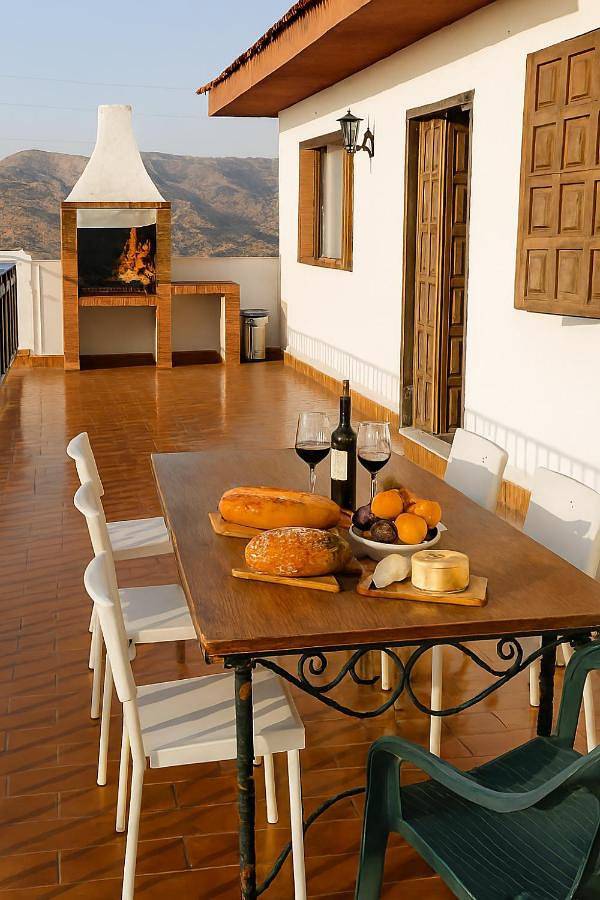 Casa rural para 15 personas, con piscina además de vistas y jardín en Lanjarón - 3