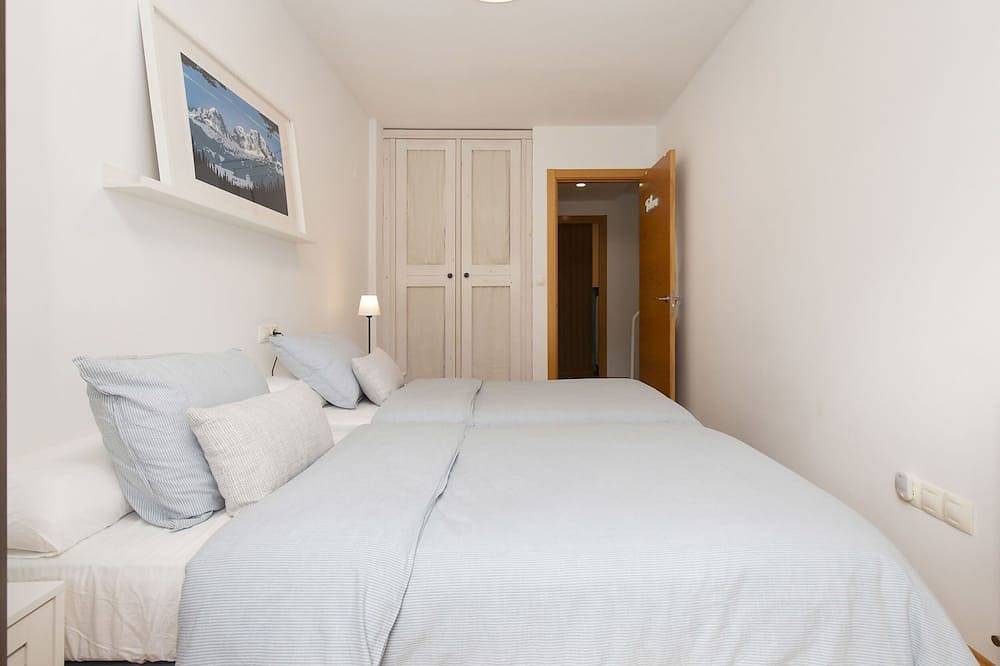 Estrimal Viewpoint by Bevalle in Panticosa (Ski), Panticosa