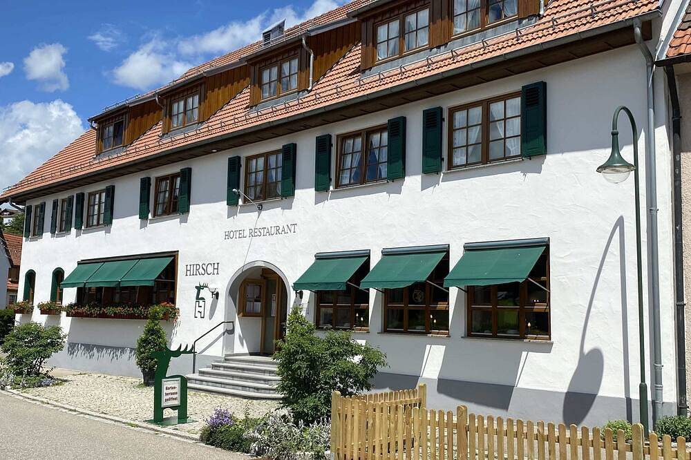 Ganze Wohnung, Doppelzimmer Kobel, 18 qm, Badezimmer mit Dusche in Sonnenbühl, Neckar-Alb