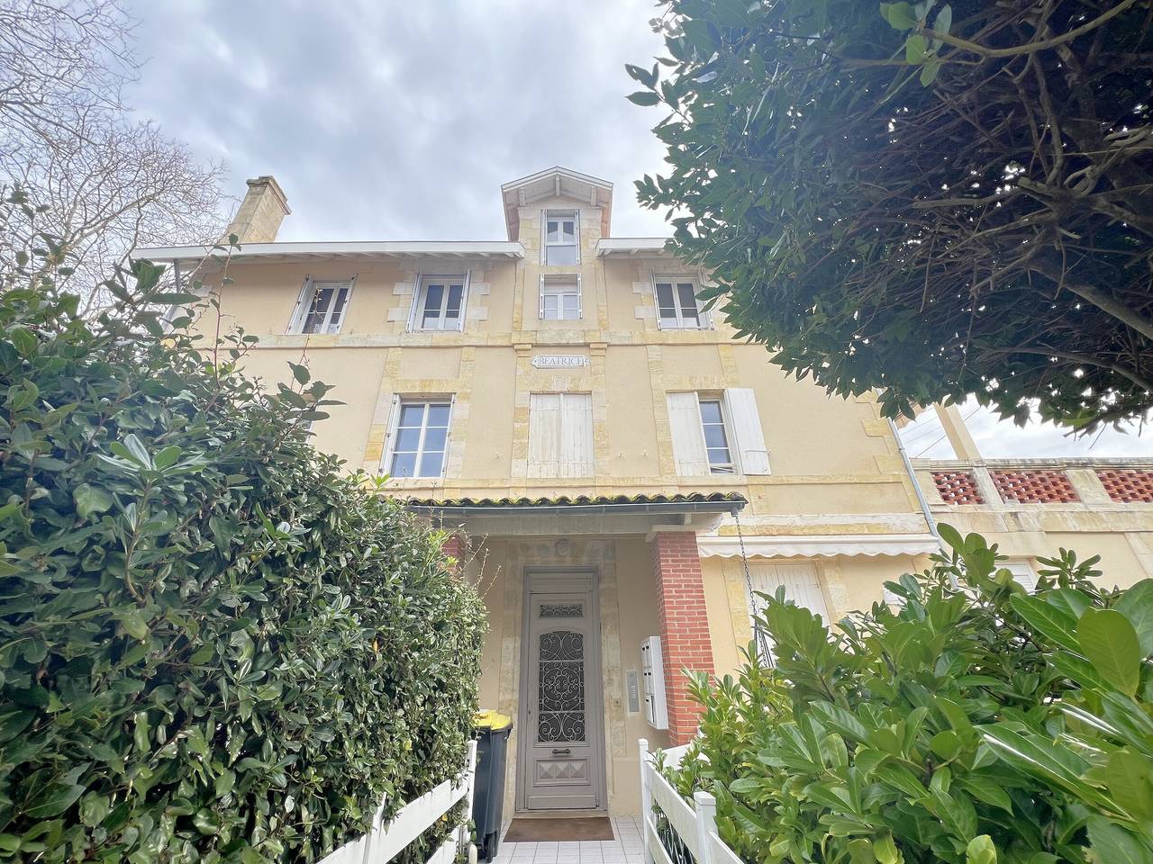 Appartement entier, Bel Appartement T2 Près de la Plage - Idéal pour 4 Personnes in Arcachon, Région d'Arcachon