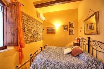 Villa for 7 People in San Gimignano, Siena Province, Photo 3