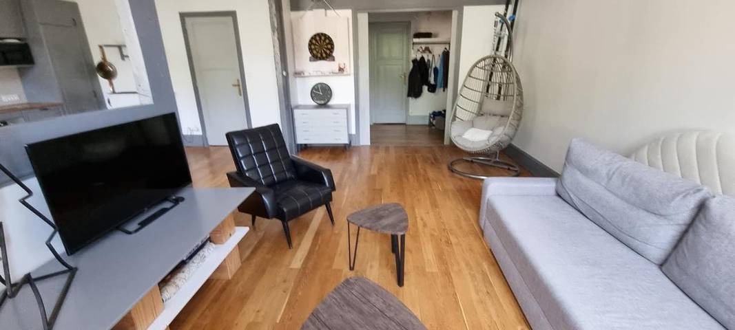 Gîte pour 10 personnes, avec jardin et vue dans Office De Tourisme De Pays Des Vallees D Ax - 2