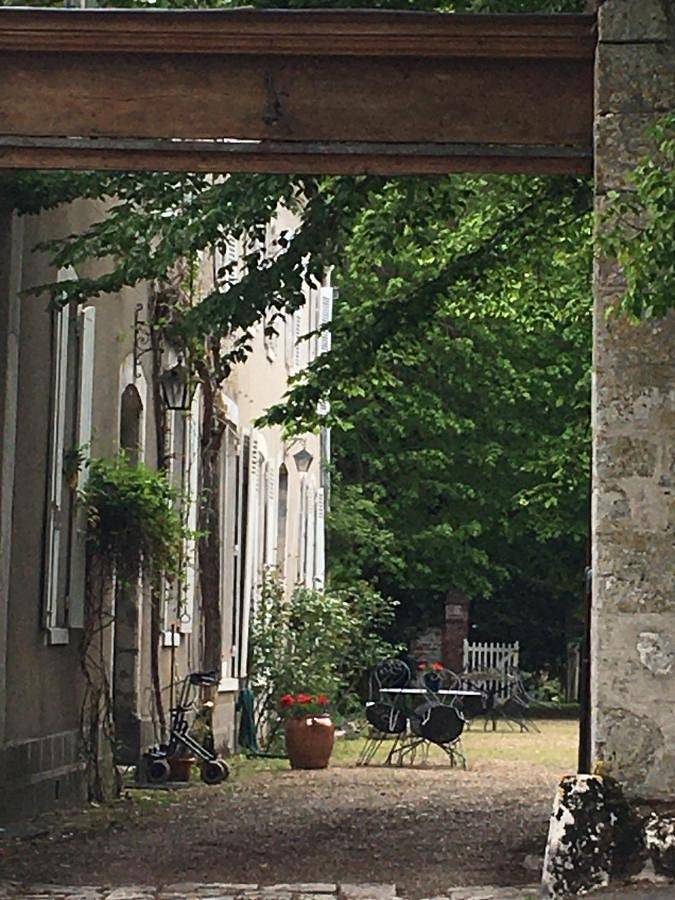 Location de vacances pour 15 personnes, avec jardin et vue, animaux acceptés à Saint-Denis-les-Ponts - 3