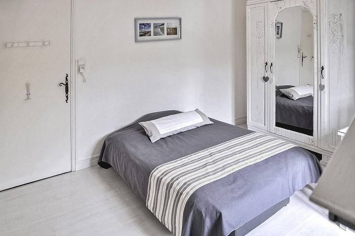 Gorgeous home in Graveson with Wifi in Graveson, Arles region