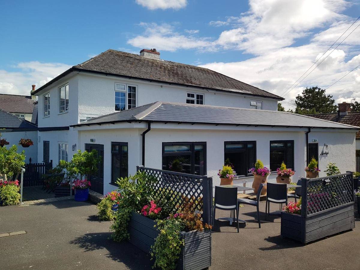 Double Room with Private Bathroom in Charmouth, Dorset