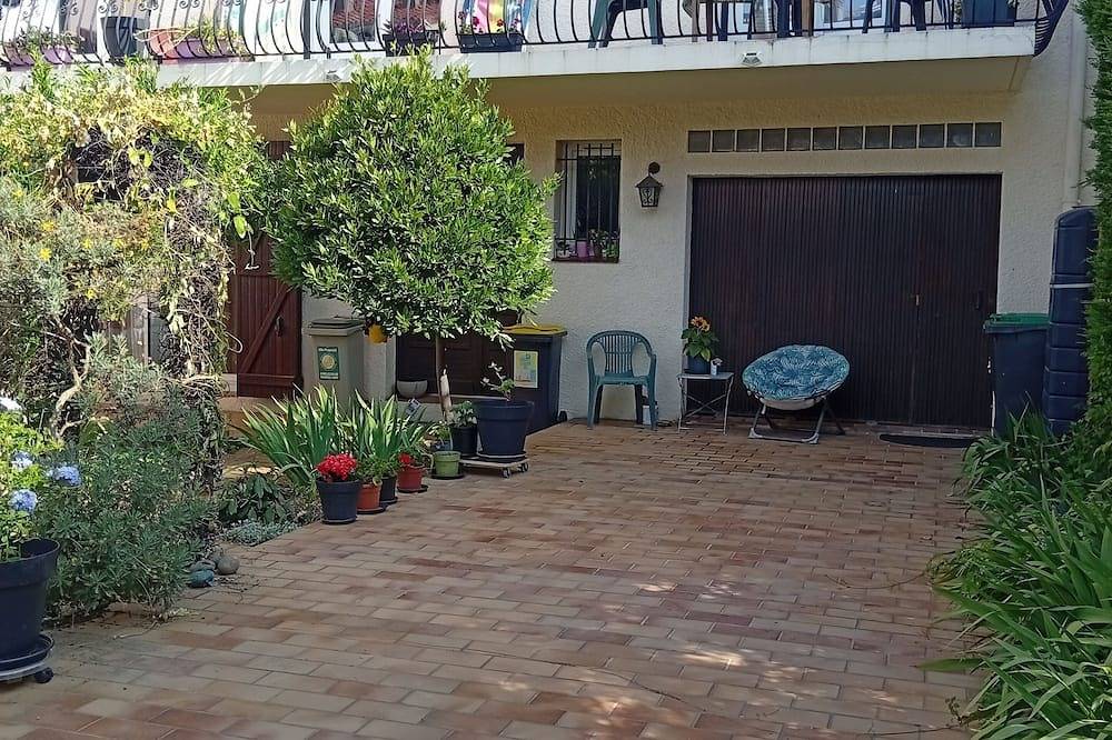 Apartment house Perpignan in Perpignan, Côte d'Améthyste