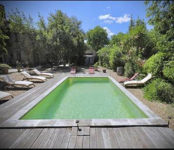 Chambre d’hôte pour 2 personnes, avec jardin et piscine dans le Gard
