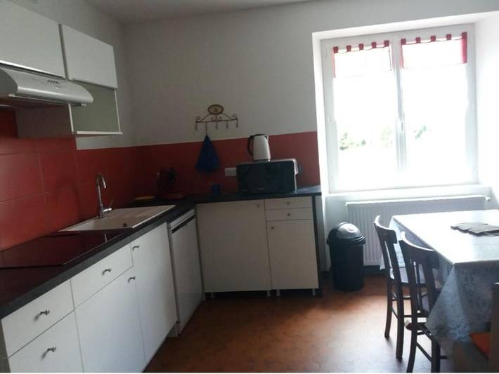 Gîte pour 2 personnes, avec terrasse et vue dans Le Buisson - 3