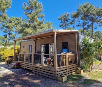 Cottage pour 6 personnes, avec terrasse ainsi que sauna et jardin à Vendays-Montalivet