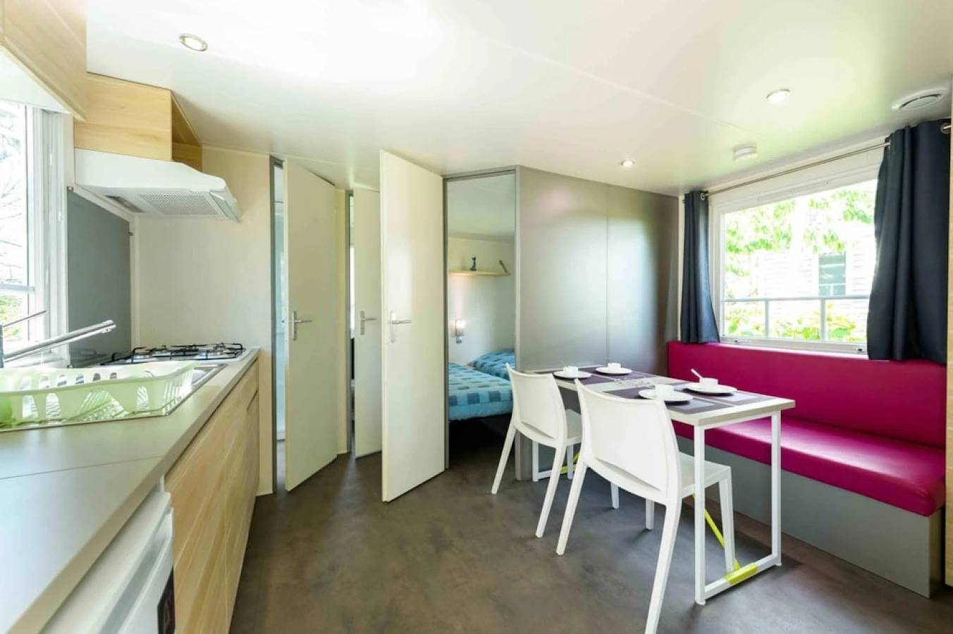 Zecamping 3* piscine couverte dog friendly mobil-home Tv Bbq 25m2 in Clohars-Carnoët, Côte de Cornouaille