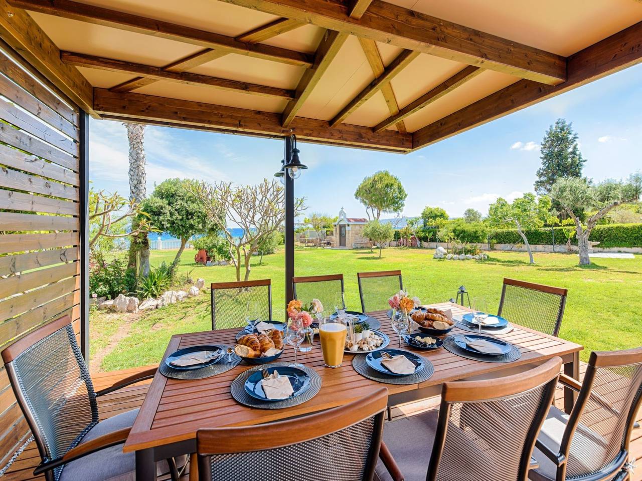 Nastazia Luxury Beach House in Ialysos, Rhodes