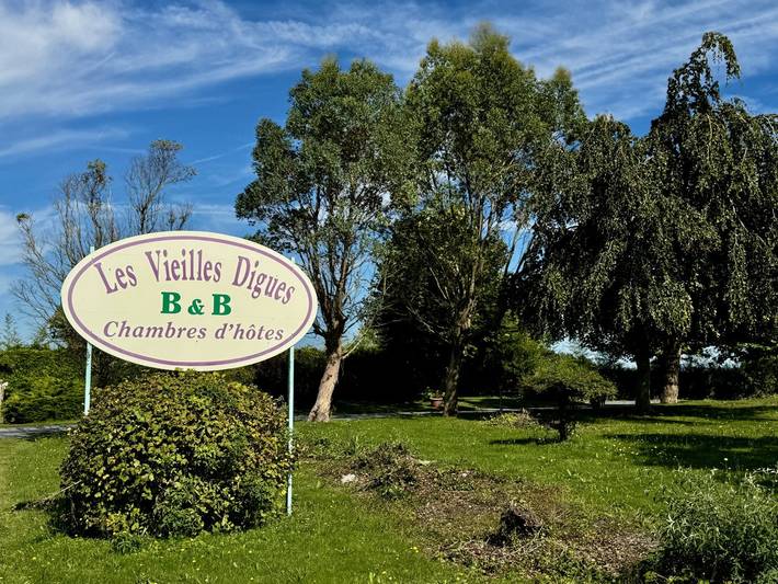 Location de vacances pour 2 personnes, avec jardin dans Abbaye Saint Michel - 2