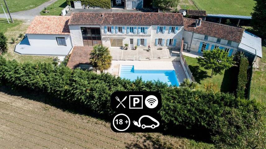 Chambre d’hôte pour 2 personnes, avec Terrasse et Jardin ainsi que Piscine et Vue à Saintes