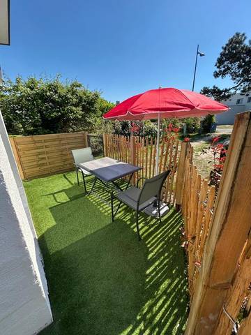 Cottage pour 2 personnes, avec terrasse ainsi que jardin et vue à Merlimont