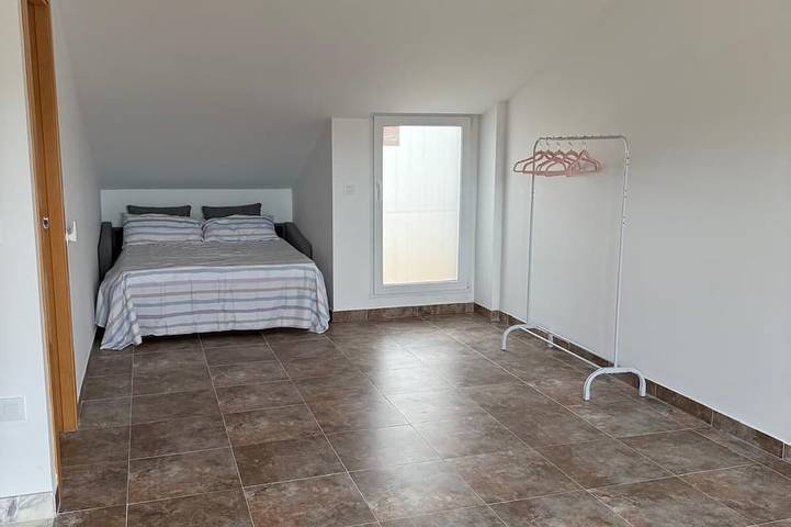 Apartamento entero, Brand New Duplex with Underground Private Parking: 15-20 minutes to beaches in Ulldecona, Tierras del Ebro
