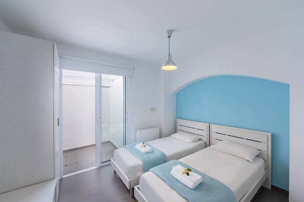 Nautilus Beach Villa, beachfront private 5-bed villa, amazing sea/sunset views in South Cyprus