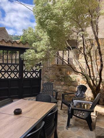 Gîte pour 5 personnes, avec terrasse à Alet-les-Bains