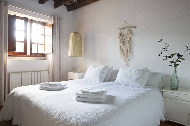 Luxury 10 to 12Br Estate near Sitges · Pool · Ideal for in Platja de Santa Margarida (Sitges), Sitges