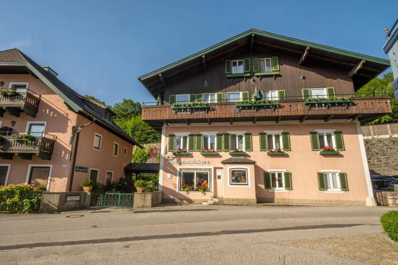 Hotel-Pension Falkensteiner in St. Gilgen, Sankt Gilgen
