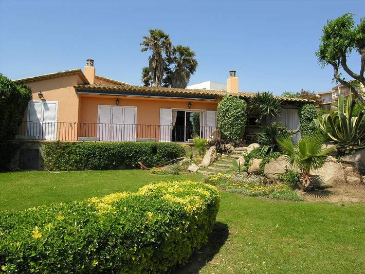 Location de vacances pour 6 personnes, avec jardin et terrasse à Palamós - 2