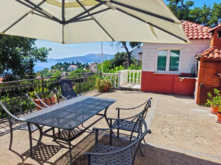 Ferienwohnung für 6 Personen, mit Balkon und Terrasse sowie Garten und Ausblick in Plat