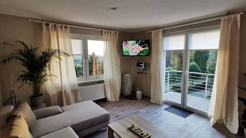 Ferienwohnung für 4 Personen, mit Garten und Terrasse sowie Ausblick in Rinteln