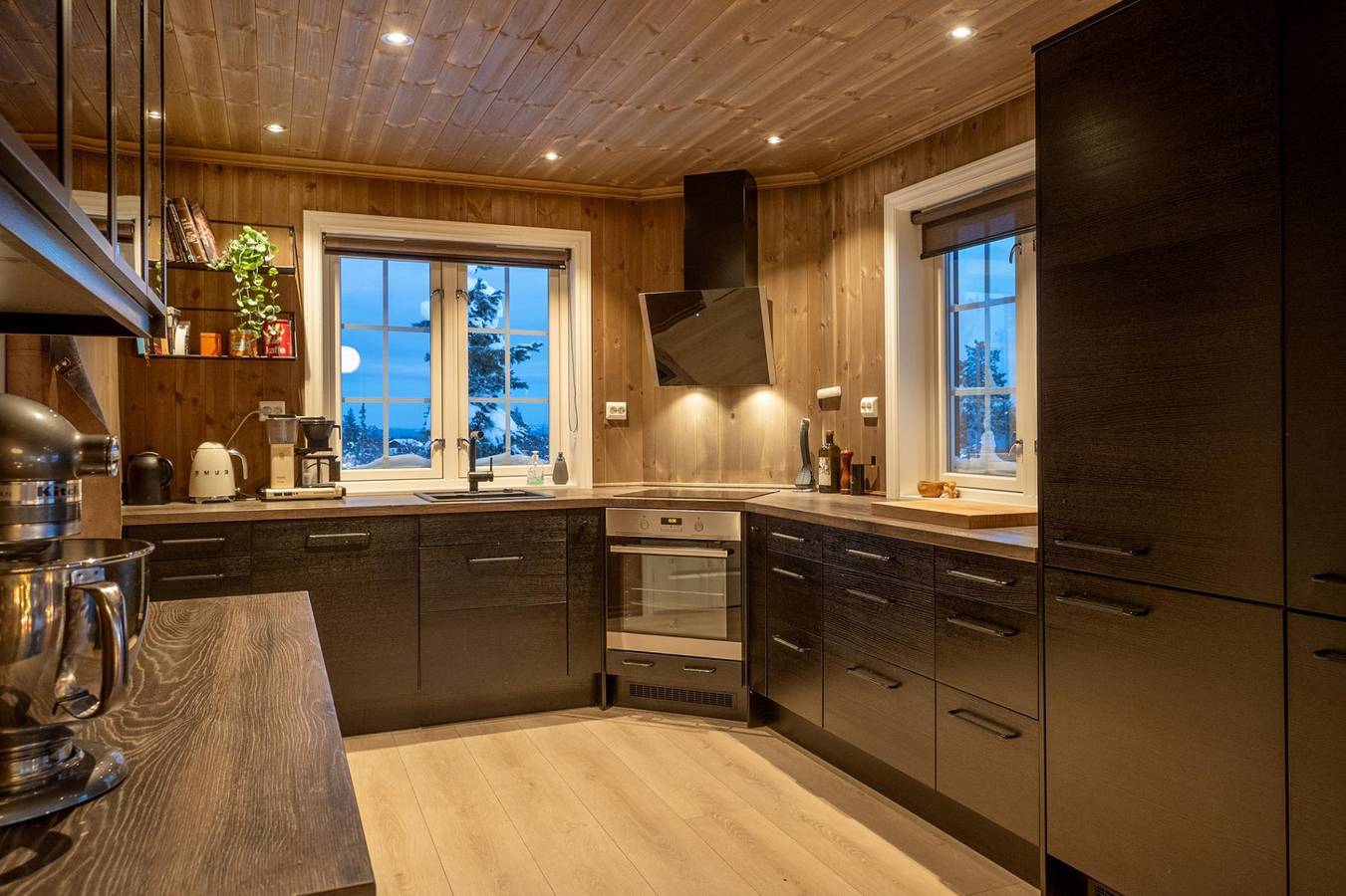 Ferienhaus für 10 Personen mit Whirlpool in Løten