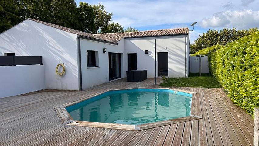 Villa pour 6 personnes, avec Terrasse ainsi que Jardin et Piscine à Saint-Sauveur-d'Aunis
