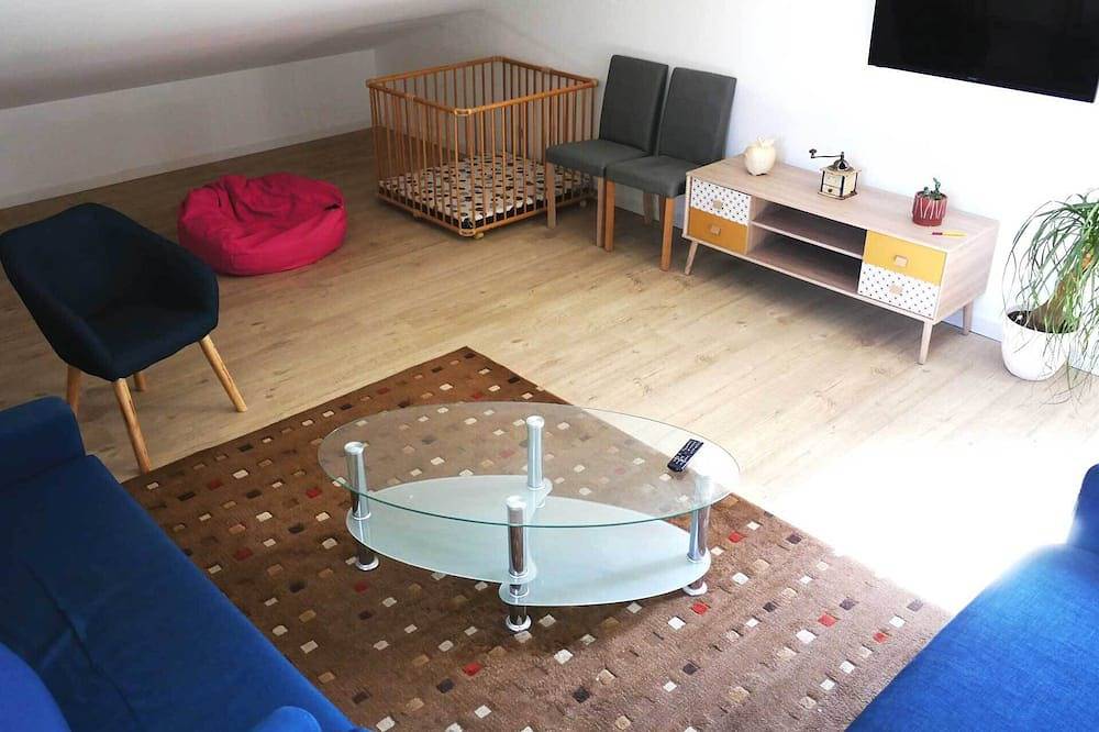 1er nivel de villa individual de 120m² con jardín privado, 2 habitaciones de 30m² in Saint-Jean-de-Védas, Côte d'Améthyste