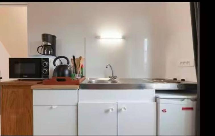 Gîte pour 2 personnes, avec vue et jardin, animaux acceptés à Plouédern - 4