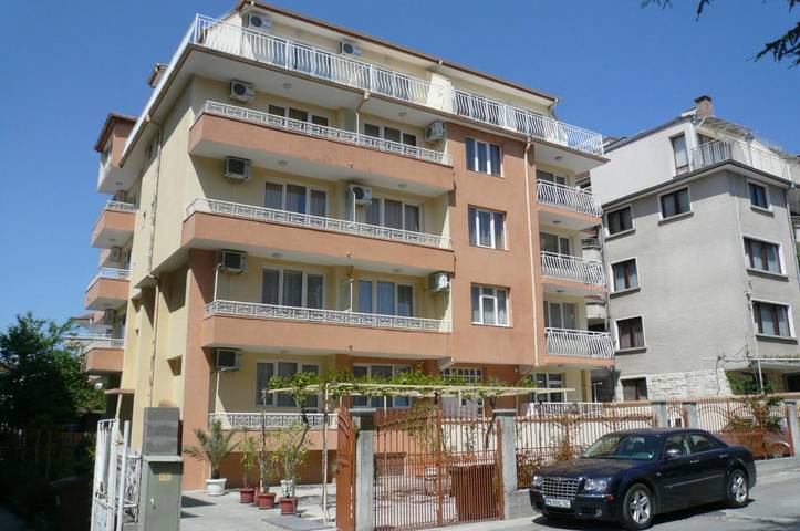 Maison d’hôte pour 3 personnes, avec balcon et jardin