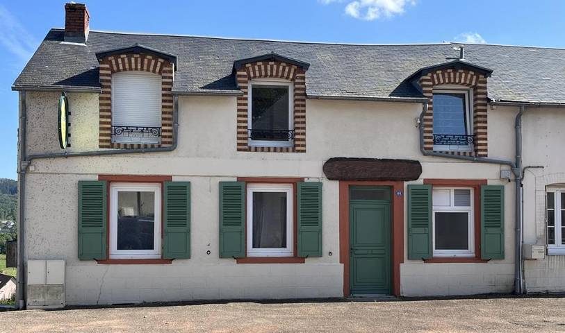 Gîte pour 2 personnes, avec jardin à Arleuf