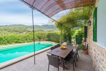 Villa in Fornalutx, Serra de Tramuntana für 6 