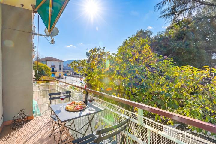 Ferienwohnung für 4 Personen, mit Balkon und Kinderpool