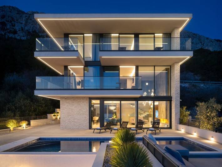 Villa für 12 Personen in Brela