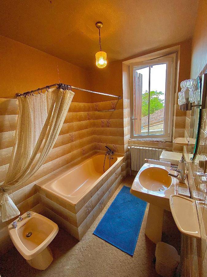 Location de vacances pour 16 personnes, avec vue et jardin, animaux acceptés à Lescure-d'Albigeois - 2
