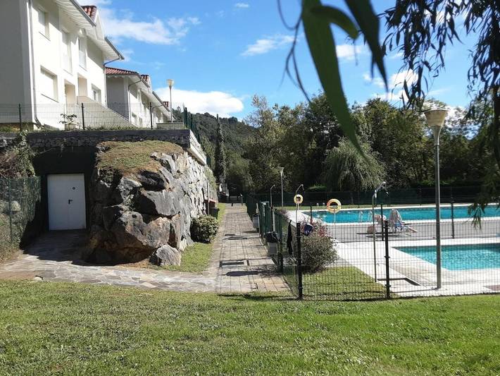 Casa rural para 4 personas, con jardín además de vistas y piscina en Valle del Asón-Gándara - 3