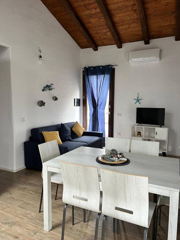 Casa vacanza per 4 persone, con giardino, con animali domestici in Stintino