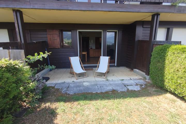 Ganzes Studio, Studio für 4 Personen mit Terrasse in Combloux, Pays du Mont-Blanc