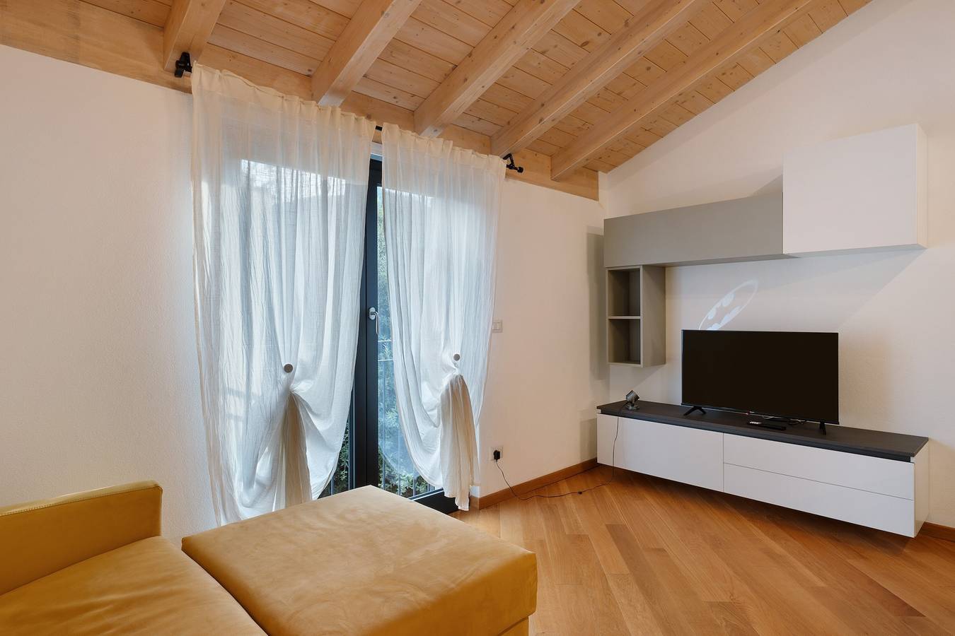 Entire apartment, Apartment 'Batman' with Shared Garden, Wi-Fi and Air Conditioning in Ferrada (Moconesi), Moconesi