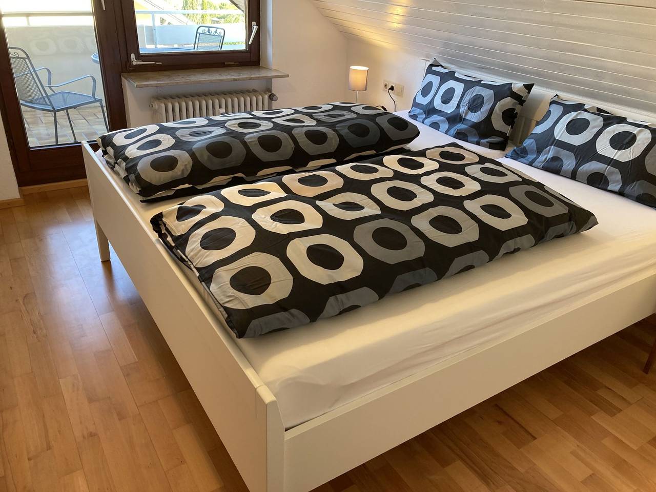 Ganze Ferienwohnung, Ferienwohnung Hempel - 2,5 Zimmer Fewo, Dg, 56 qm in Moos, Untersee