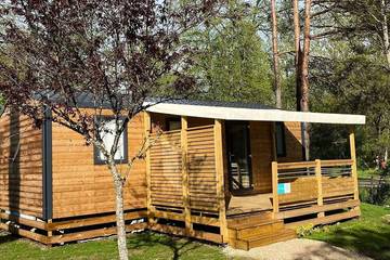Camping für 6 Personen in Pont-de-Poitte, Jura, Bild 4