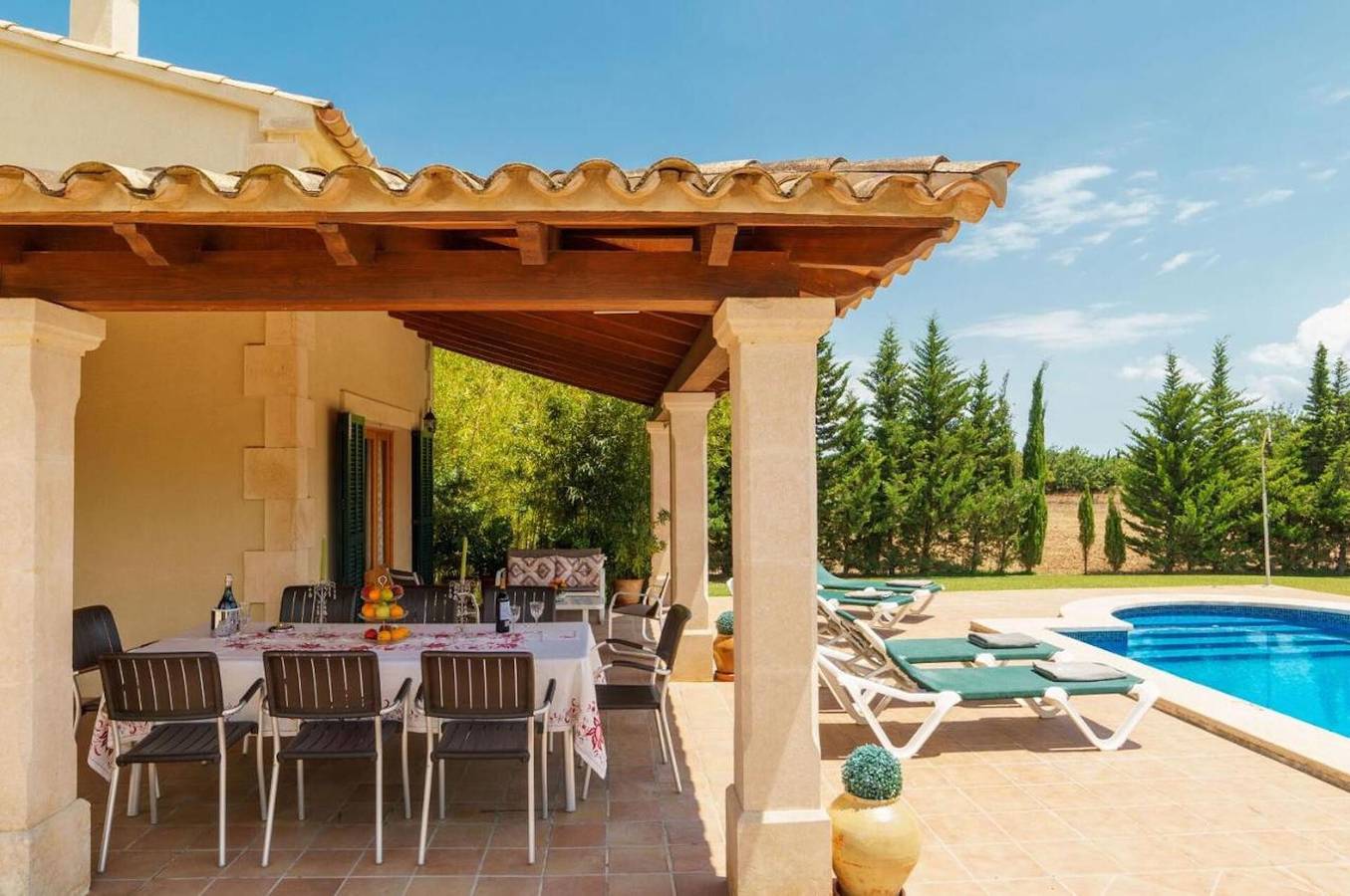 Casa di campagna 'Villa Punta Colet' con vista sulle montagne, Wi-Fi e aria condizionata in el Vilà, Pollença