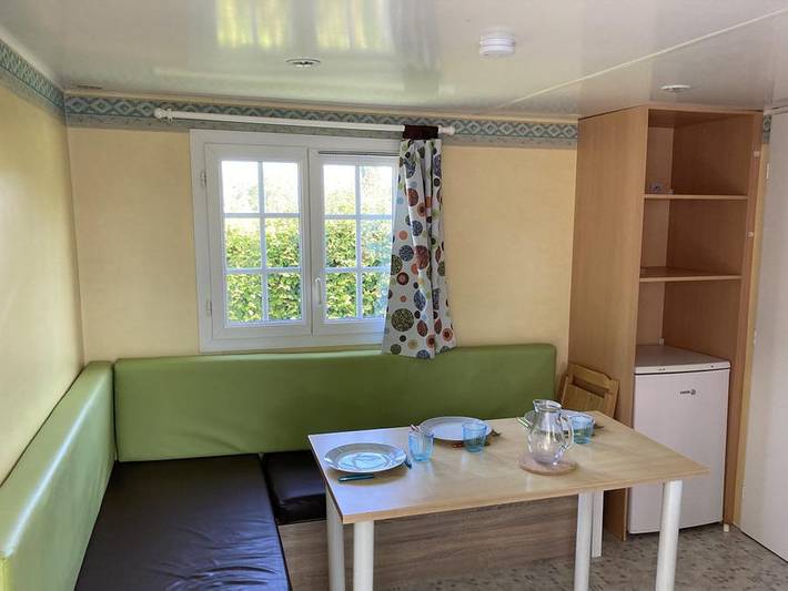 Mobil home pour 4 personnes, avec bassin pour enfant, animaux acceptés dans la Sarthe - 4