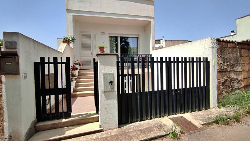 Location de vacances pour 2 personnes, avec terrasse et jardin à Corsano - 2