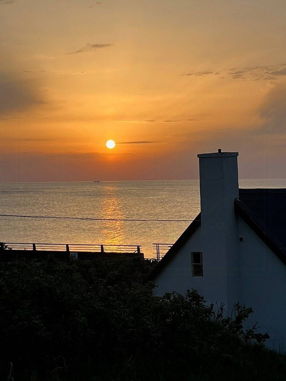 Villa de plage lumineuse avec vue sur la baie de Hesselø in Rågeleje, Côte de Kattegat