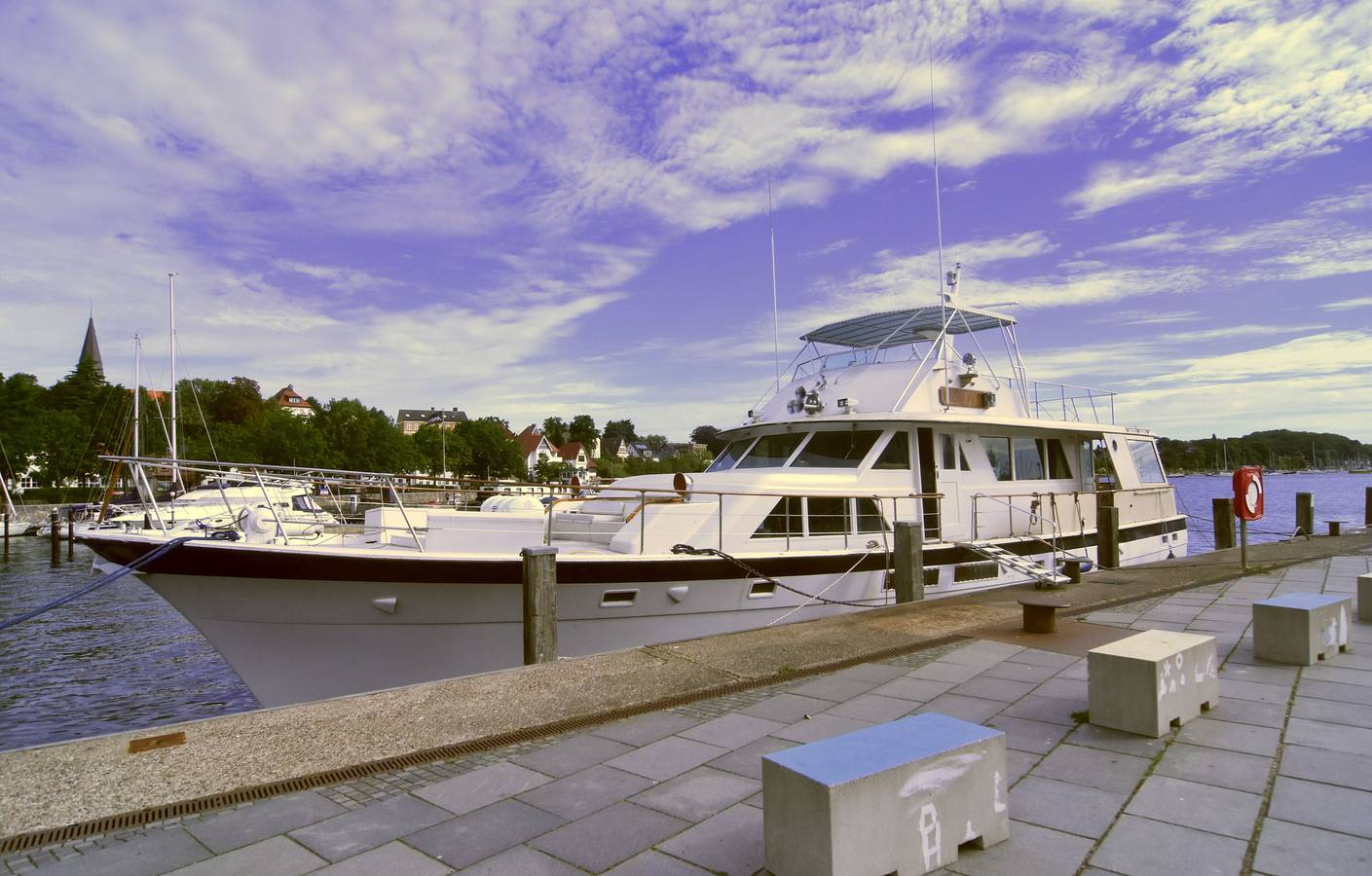 Boat 'Ocean Motion' with Sea View, Private Terrace and Wi-Fi in Eckernförde, Bay of Eckernförde